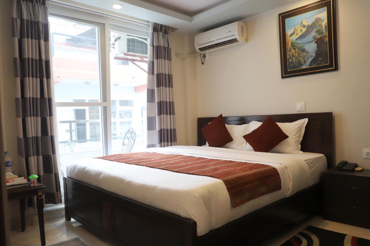 Hotel Pipal Tree Kathmandu Bagian luar foto